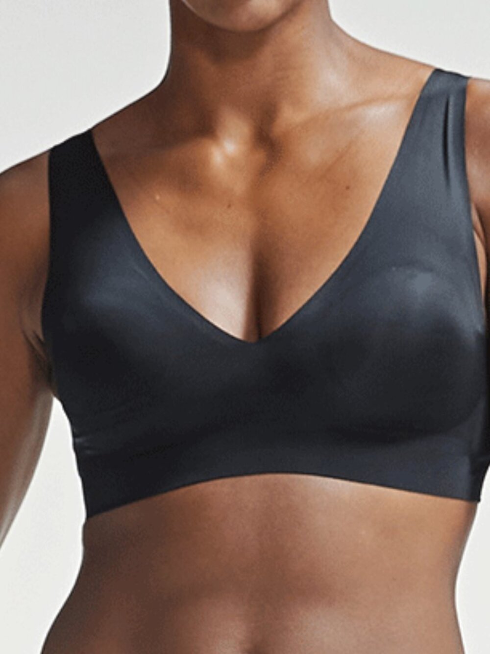 New with tags, Black bralette by Whoop. Size medium